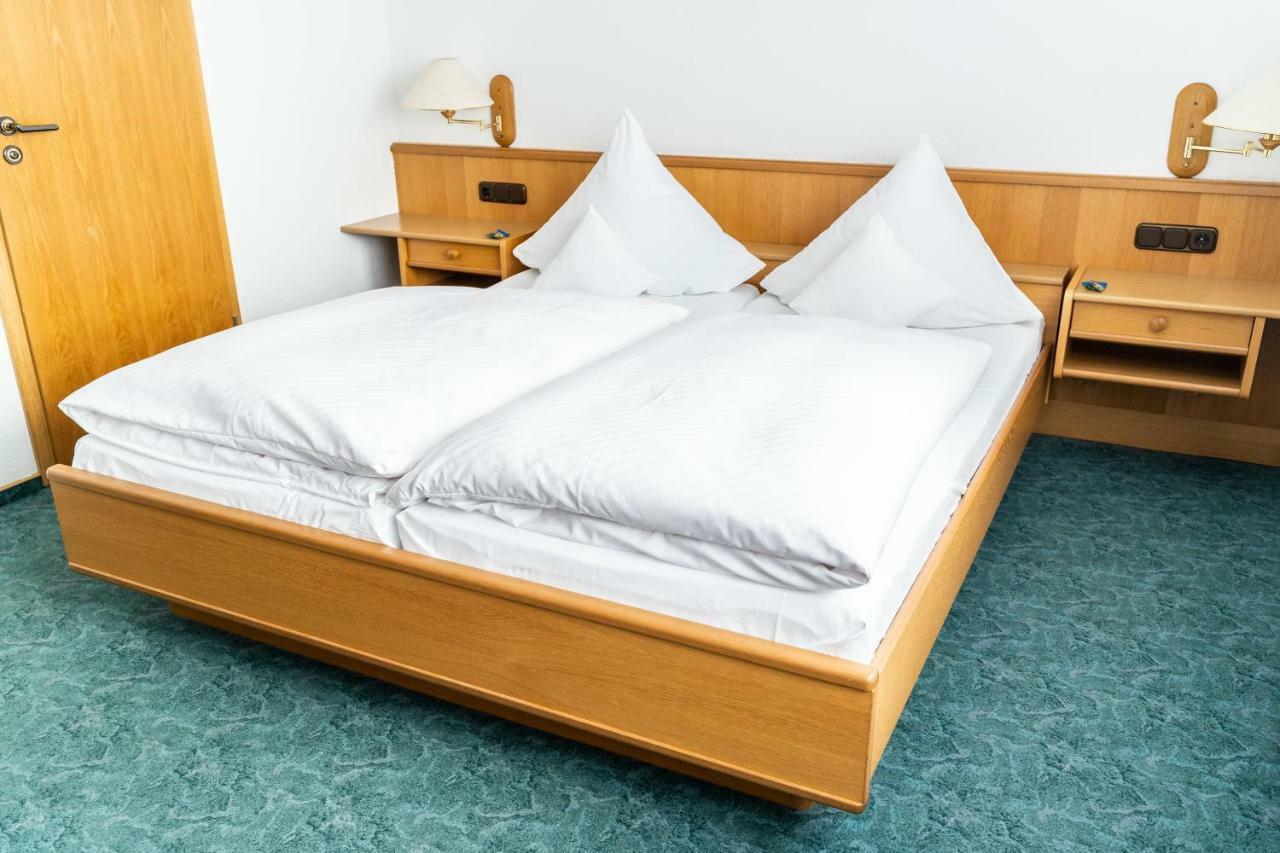 Hotel Rieder Wiesemscheid Екстериор снимка