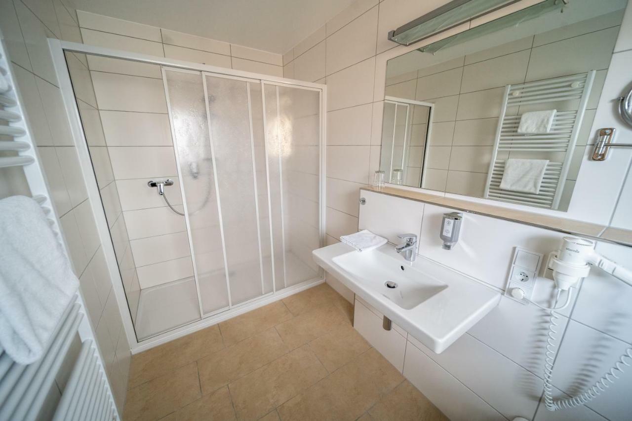 Hotel Rieder Wiesemscheid Екстериор снимка