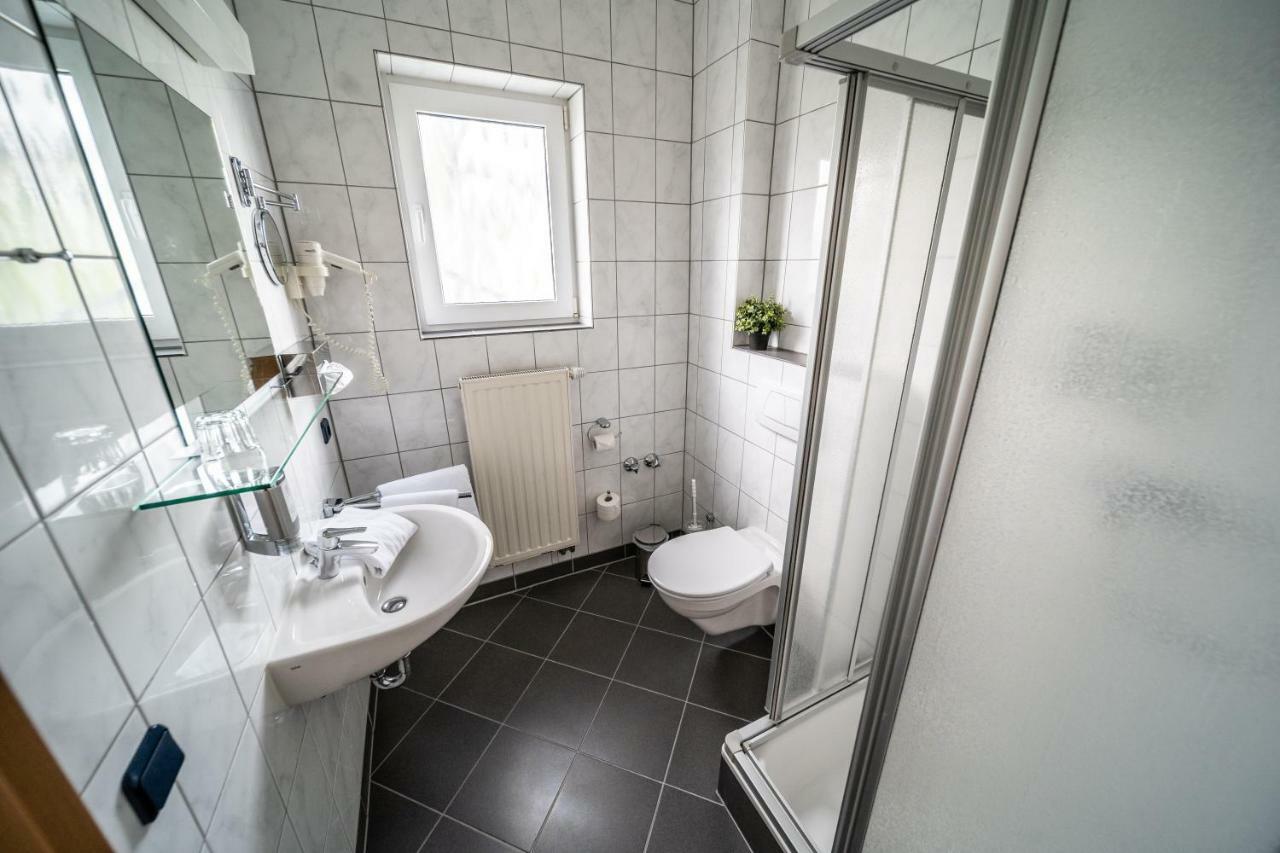 Hotel Rieder Wiesemscheid Екстериор снимка